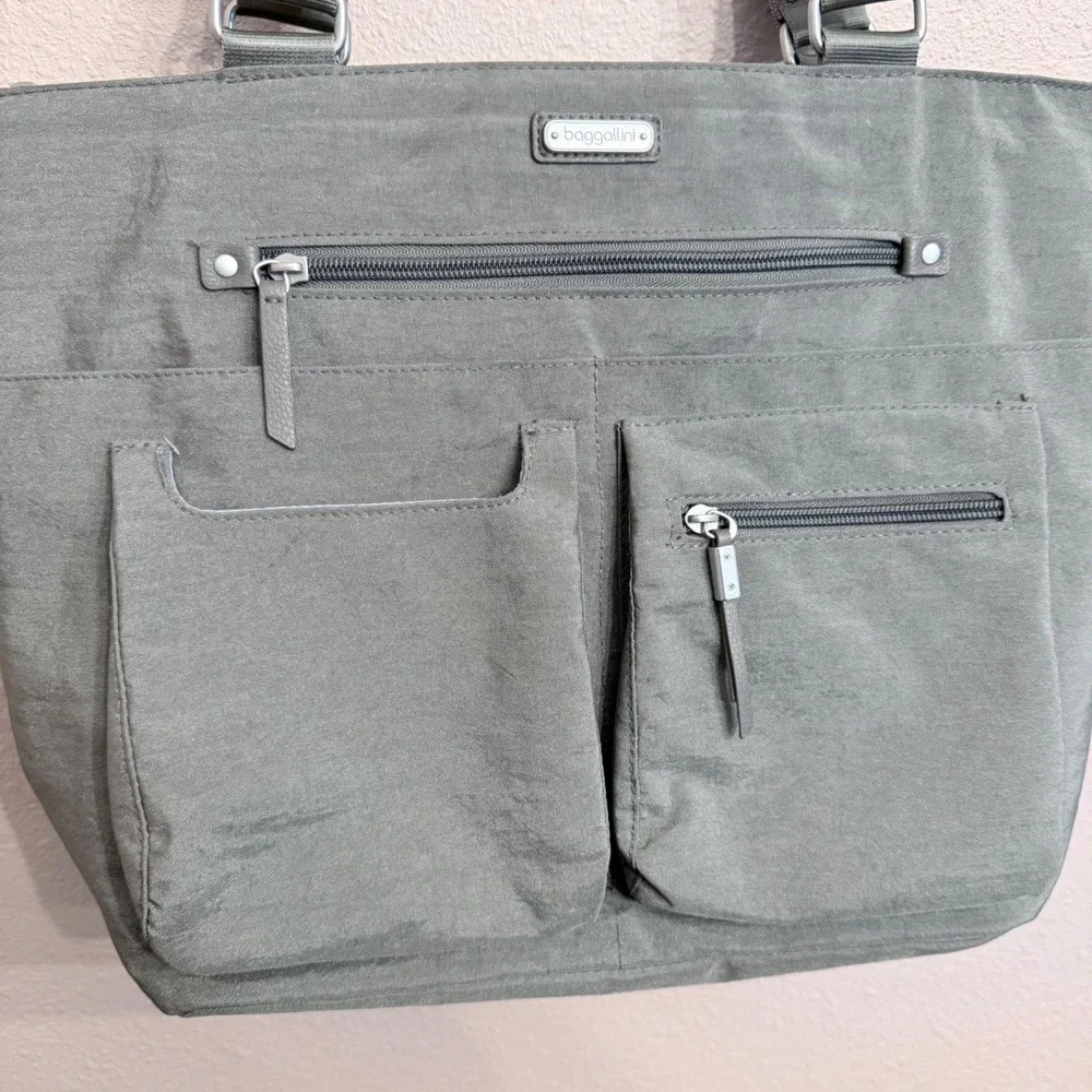 Baggallini Any Day Tote Bag Gray Nylon Travel Shoulder Crossbody Laptop Work Bag
